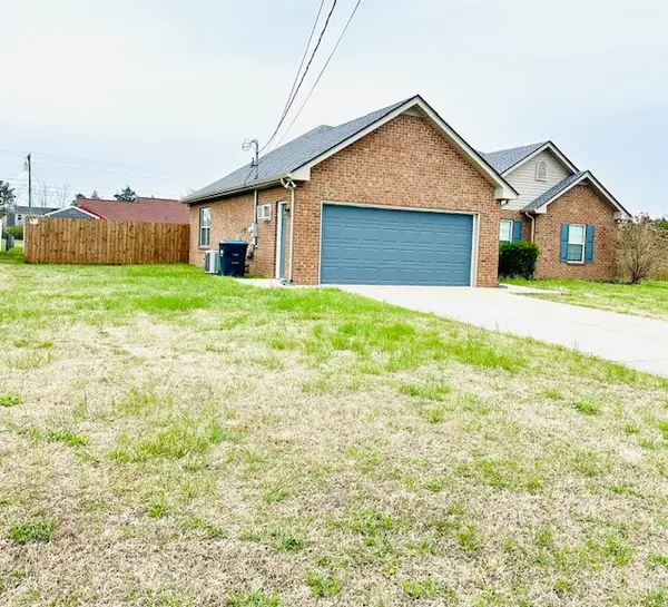 2724 Ridgewood Dr, Christiana, TN 37037