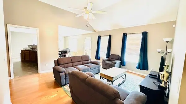2724 Ridgewood Dr, Christiana, TN 37037