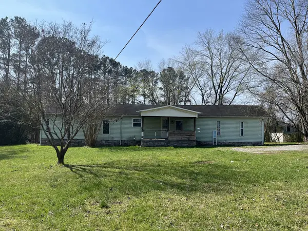 2610 Lee Dr,  Pleasant View,  TN 37146