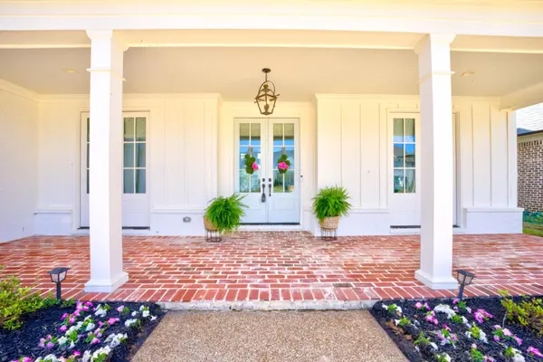 1373 BELFAIR DR, Collierville, TN 38017