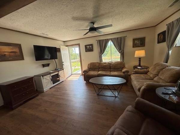 36 MCGEE ST, Bethel Springs, TN 38315