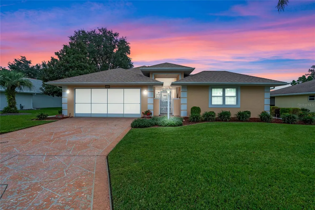 21542 KING HENRY AVE, Leesburg, FL 34748