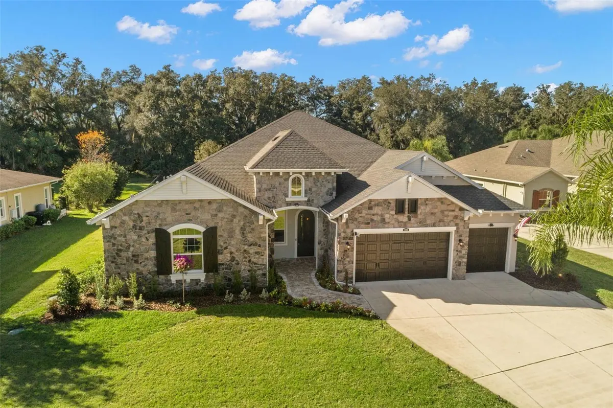 3215 CORDOBA RANCH BLVD, Lutz, FL 33559