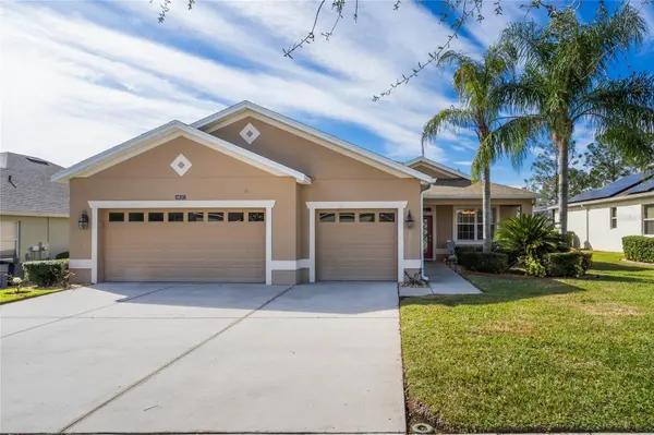 4820 ROYCE DR, Mount Dora, FL 32757