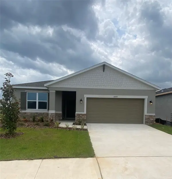 8979 CROWNED EAGLE DR, Leesburg, FL 34788