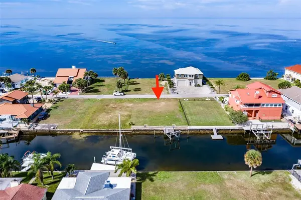 5836 BEVERLY DR, Hudson, FL 34667
