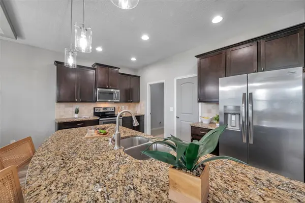 12302 BALLENTRAE FOREST DR, Riverview, FL 33579