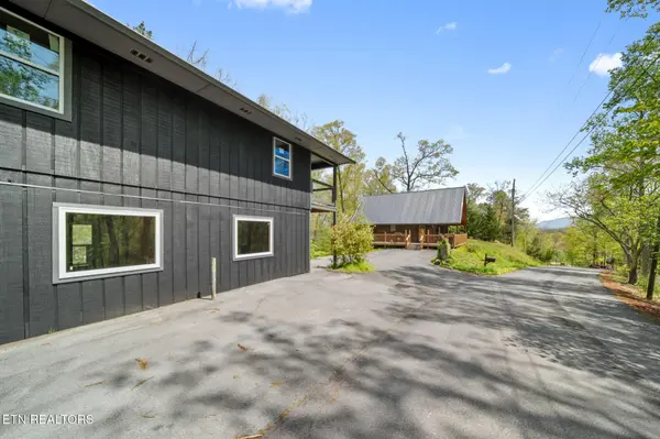 720 Timberlake Drive, Pigeon Forge, TN 37862