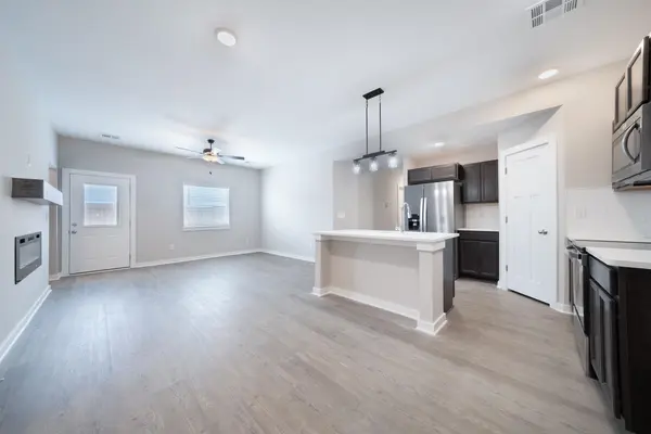 16814 W Lawson, Wichita, KS 67052