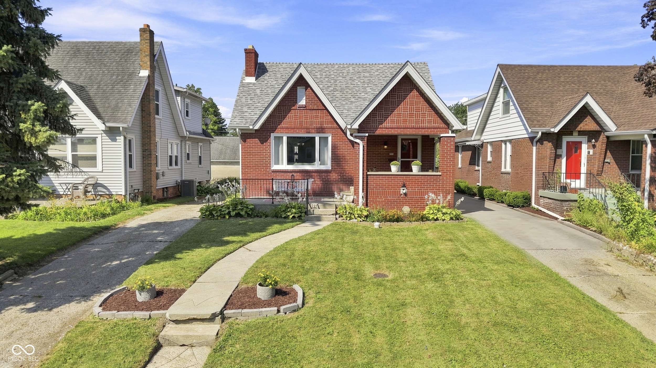 906 N Butler AVE, Indianapolis, IN 46219