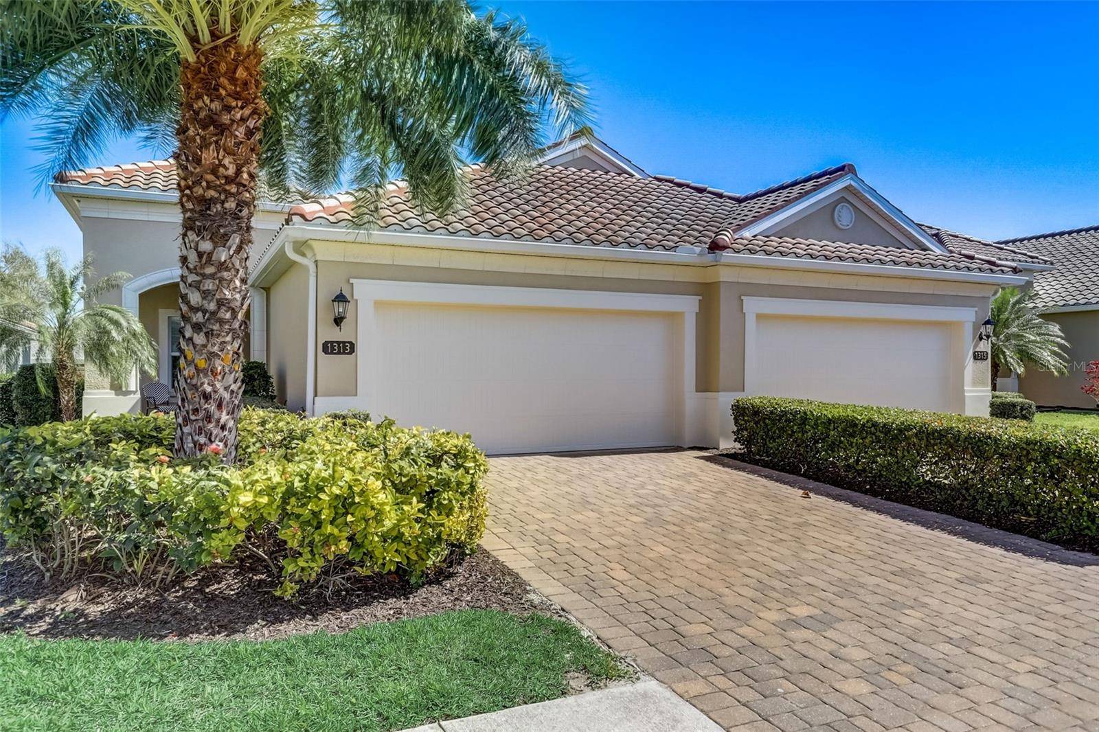 1313 CALLE GRAND ST, Bradenton, FL 34209