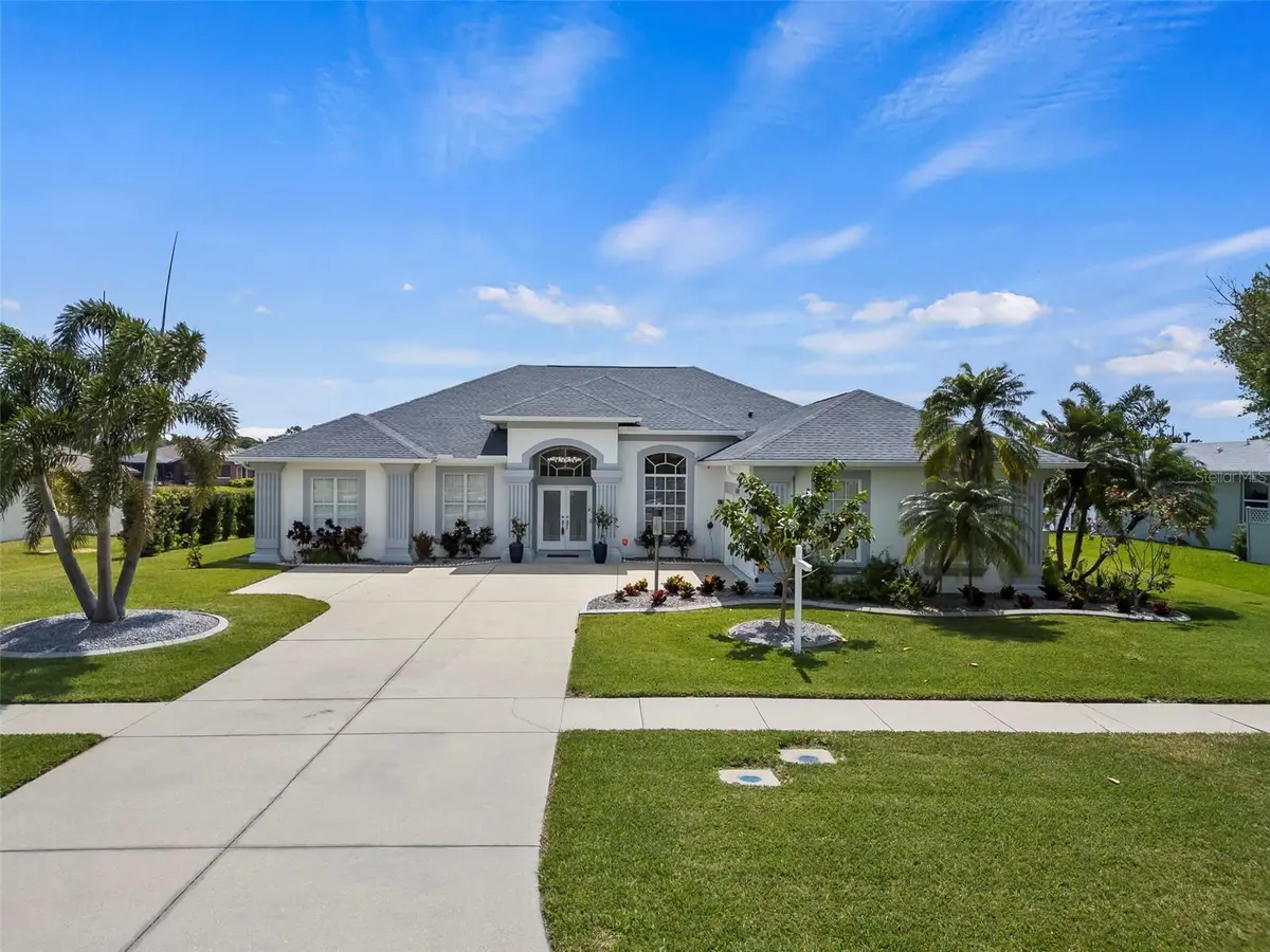 6880 PAN AMERICAN BLVD, North Port, FL 34287