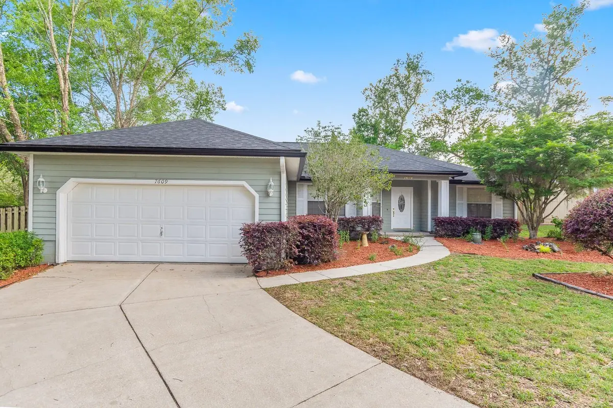 7609 SW 50TH RD, Gainesville, FL 32608