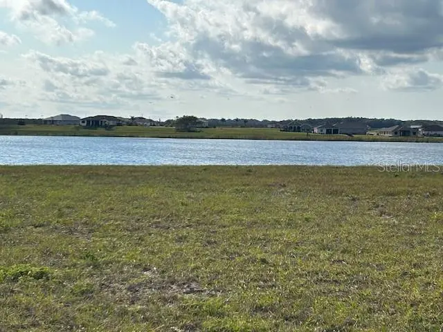 180 VALENCIA RIDGE DR, Auburndale, FL 33823