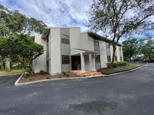 246 N WESTMONTE DR, Altamonte Springs, FL 32714