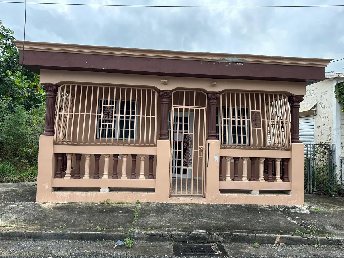 # 15 BARRIO PUEBLO CALLE SANTA TERESA, Arroyo, PR 00714