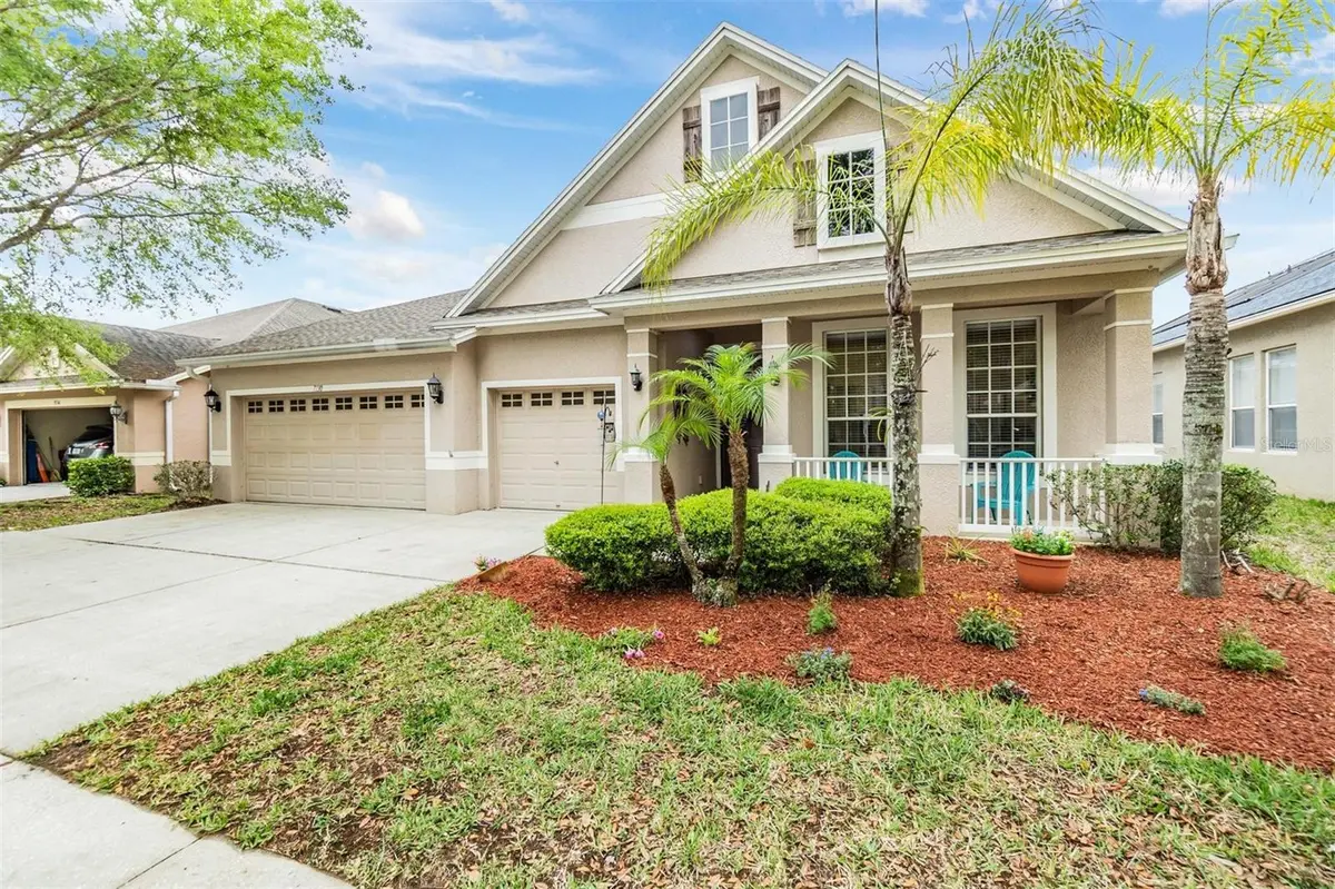 7130 DERWENT GLEN CIR, Land O Lakes, FL 34637