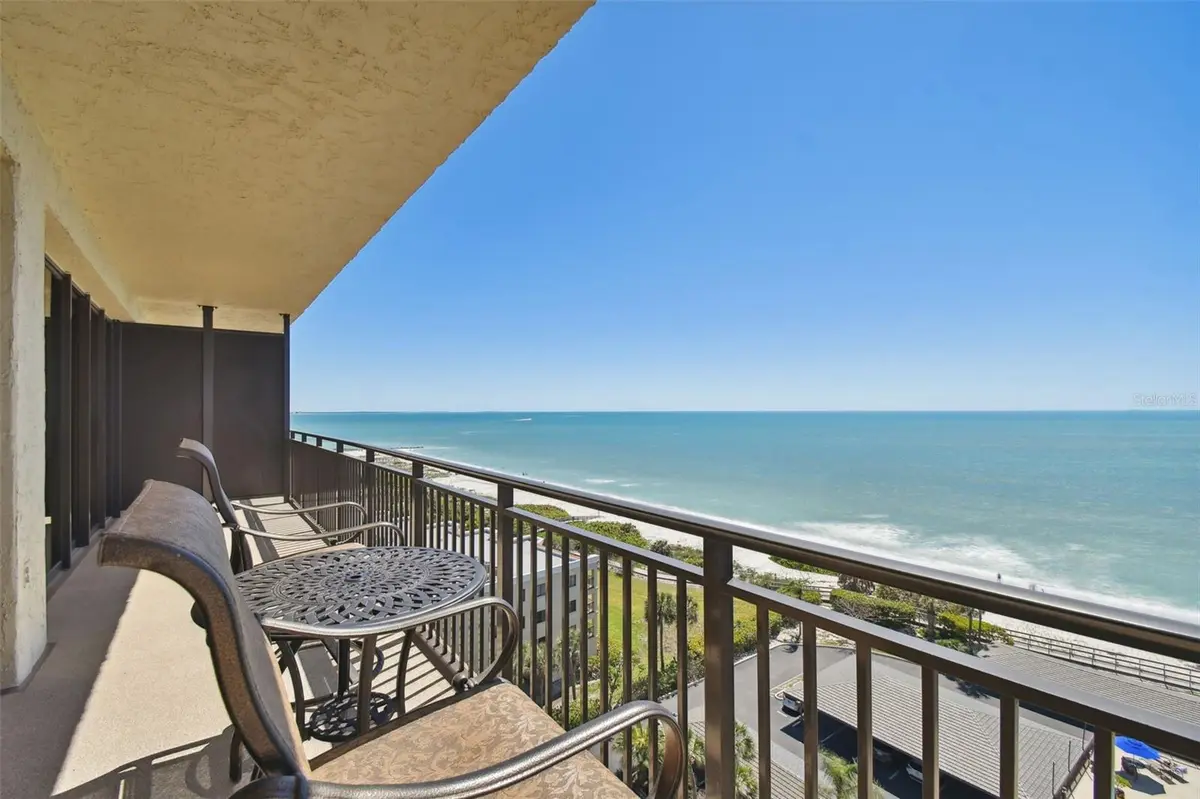 7600 BAYSHORE DR #904, Treasure Island, FL 33706