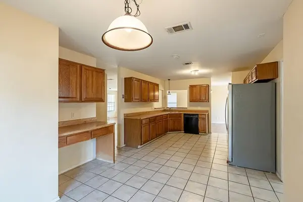 2403 Monarch DR, Austin, TX 78748