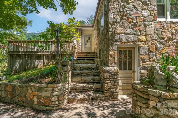 48 & 49 Cedar Mountain RD, Asheville, NC 28803