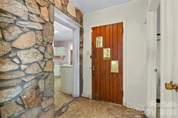 48 & 49 Cedar Mountain RD, Asheville, NC 28803