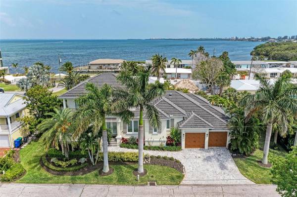 830 TARAWITT DR, Longboat Key, FL 34228