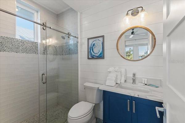 239 S HARBOR DR, Holmes Beach, FL, 34217 photo 22