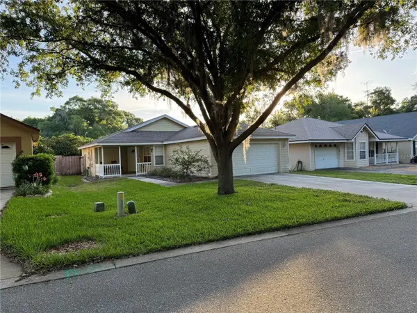 2809 HARDENBERGH LN, Eustis, FL 32726