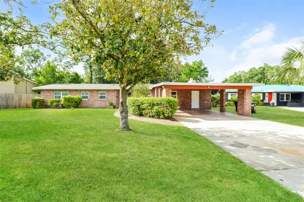 1820 SARAZEN DR, Orlando, FL 32808