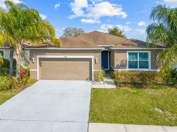 1740 STRATHMORE CIR, Mount Dora, FL 32757