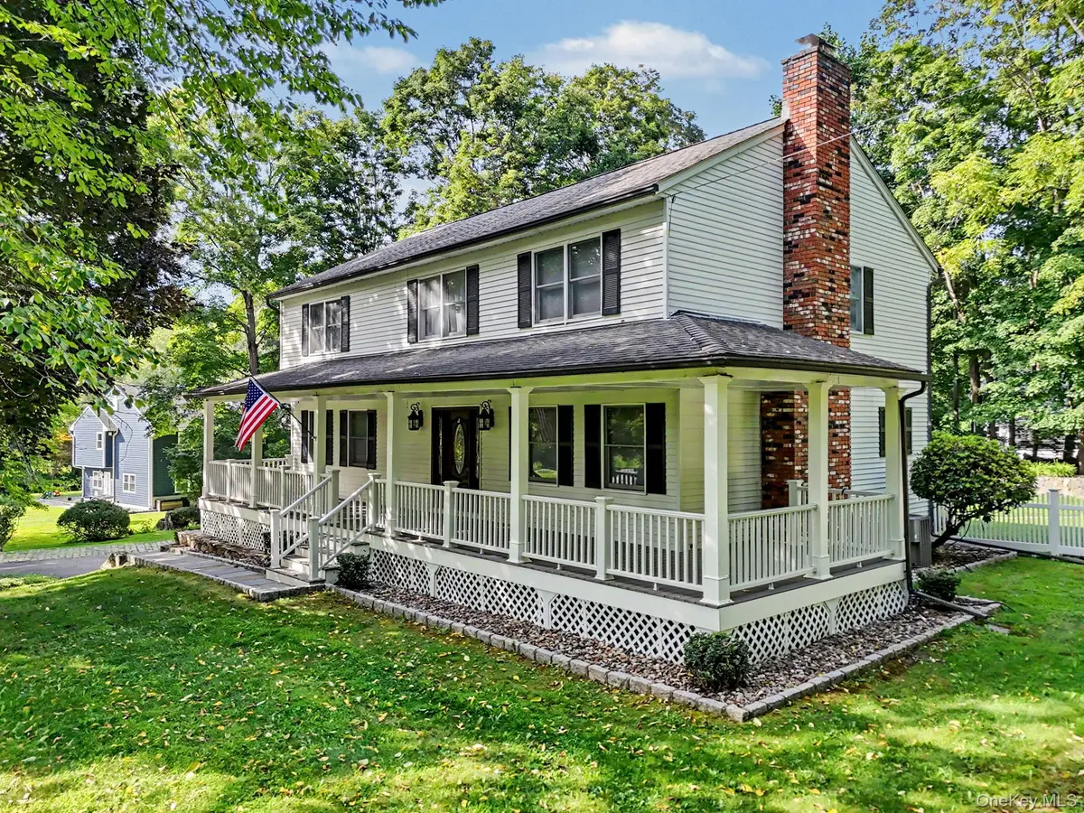 2 Aida LN, Cortlandt Manor, NY 10567