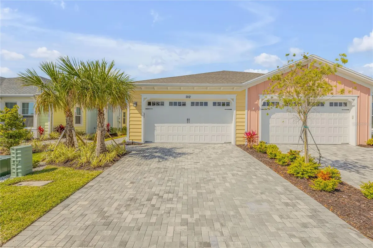 912 CORAL REEF WAY, Daytona Beach, FL 32124