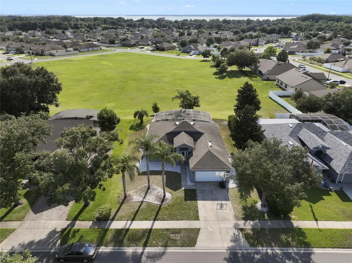 4640 MARSH HARBOR DR, Tavares, FL 32778