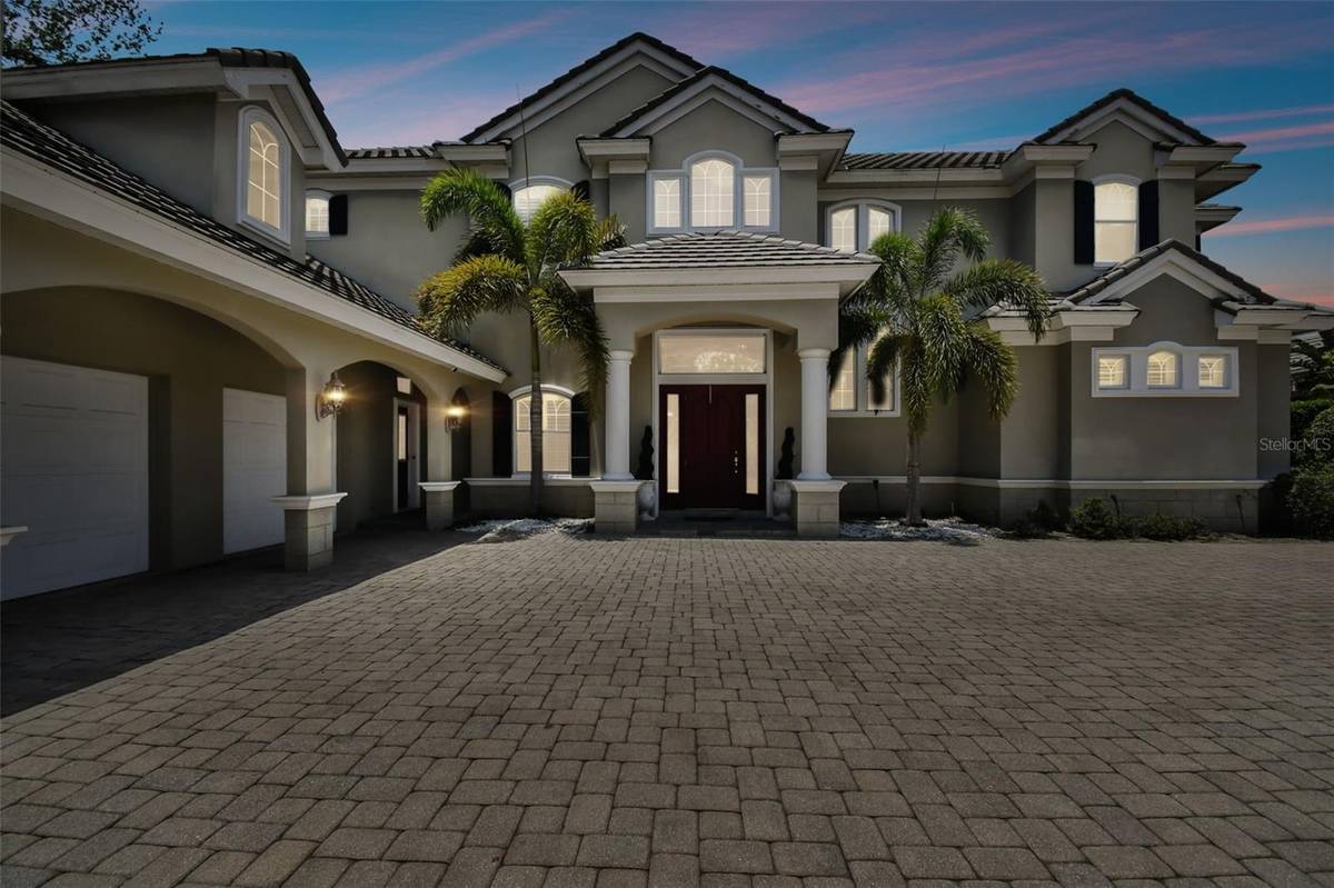 301 SIGNATURE TER, Safety Harbor, FL 34695
