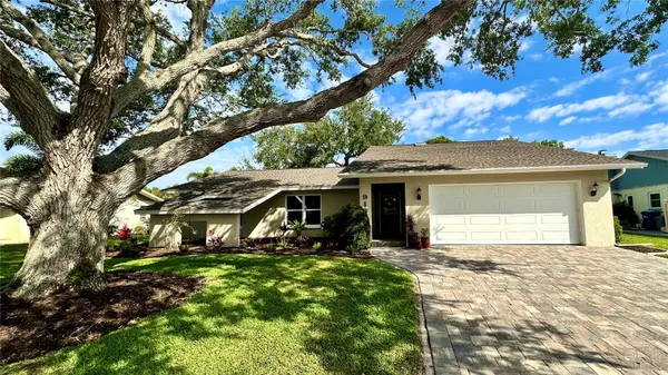 913 S DORAL LN, Venice, FL 34293
