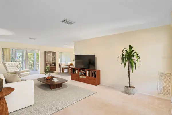 6948 W COUNTRY CLUB DR N #V-81, Sarasota, FL 34243