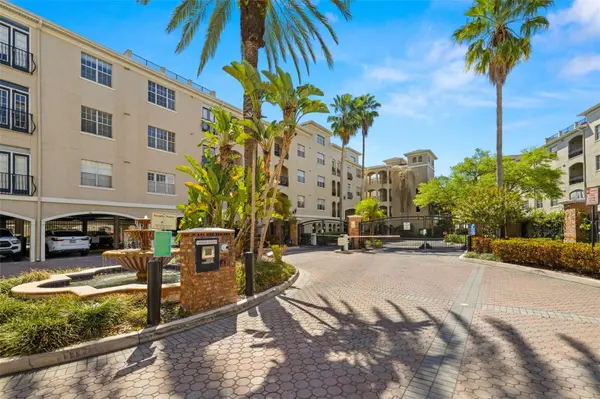 501 KNIGHTS RUN AVE #1218, Tampa, FL 33602
