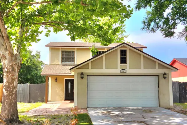 952 WHISPER LAKE DR, Winter Haven, FL 33880