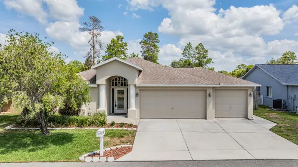 10648 MAGRATH LN, New Port Richey, FL 34654