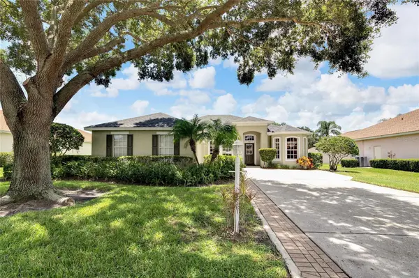 2913 FOREST HAMMOCK DR, Plant City, FL 33566