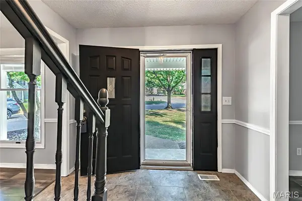 2803 Elk Peak CT, St Louis, MO 63129