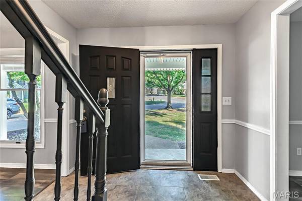 2803 Elk Peak CT, St Louis, MO 63129
