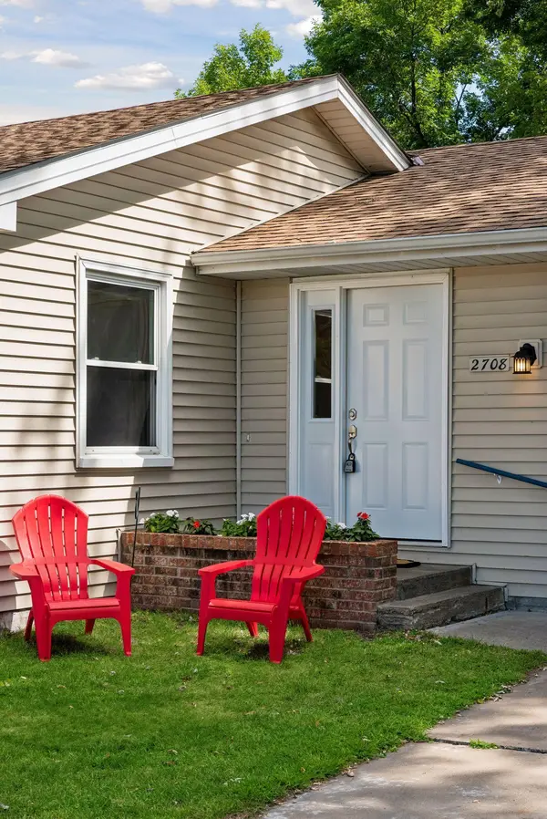2708 Boone AVE N, New Hope, MN 55427