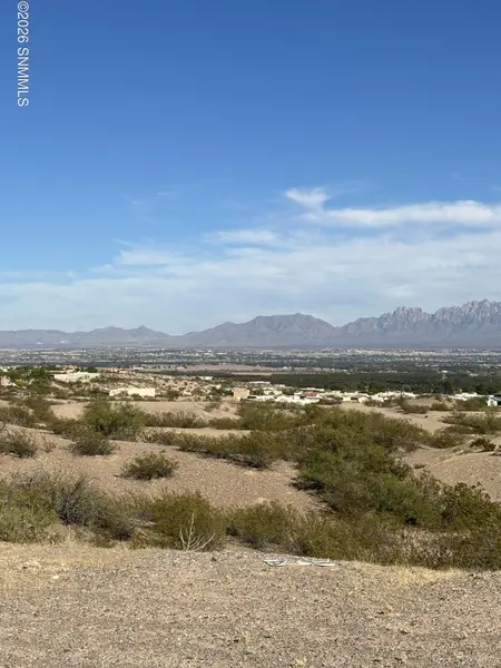 6805 Vermeer ST, Las Cruces, NM 88007