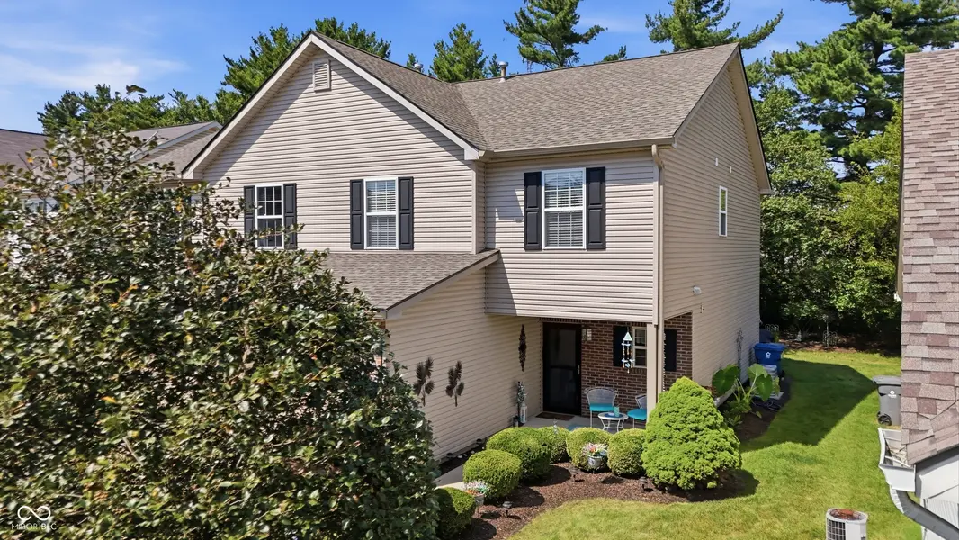 10478 Platinum DR, Noblesville, IN 46060
