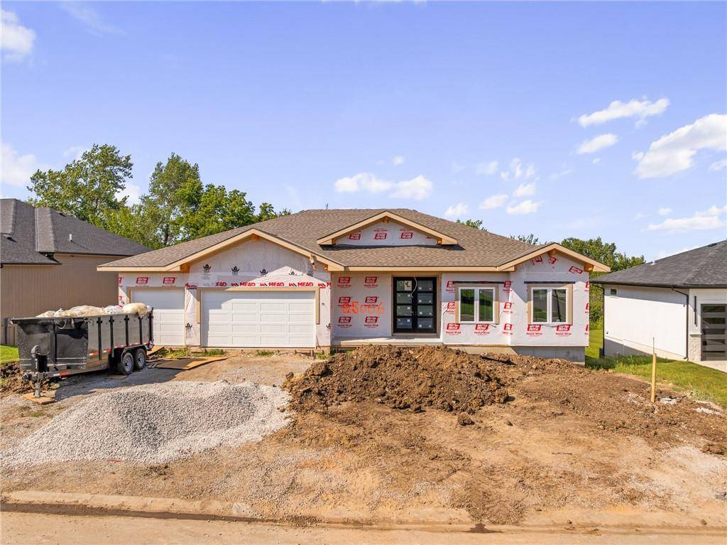 25006 W 89th ST, Lenexa, KS 66227