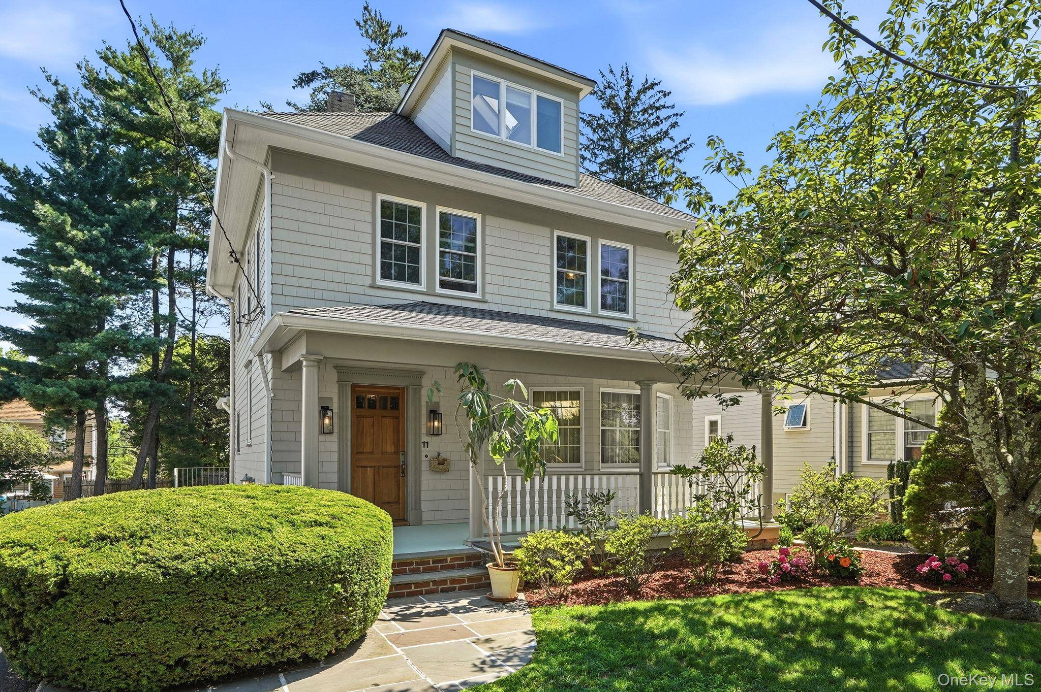 11 Winthrop AVE, Larchmont, NY 10538