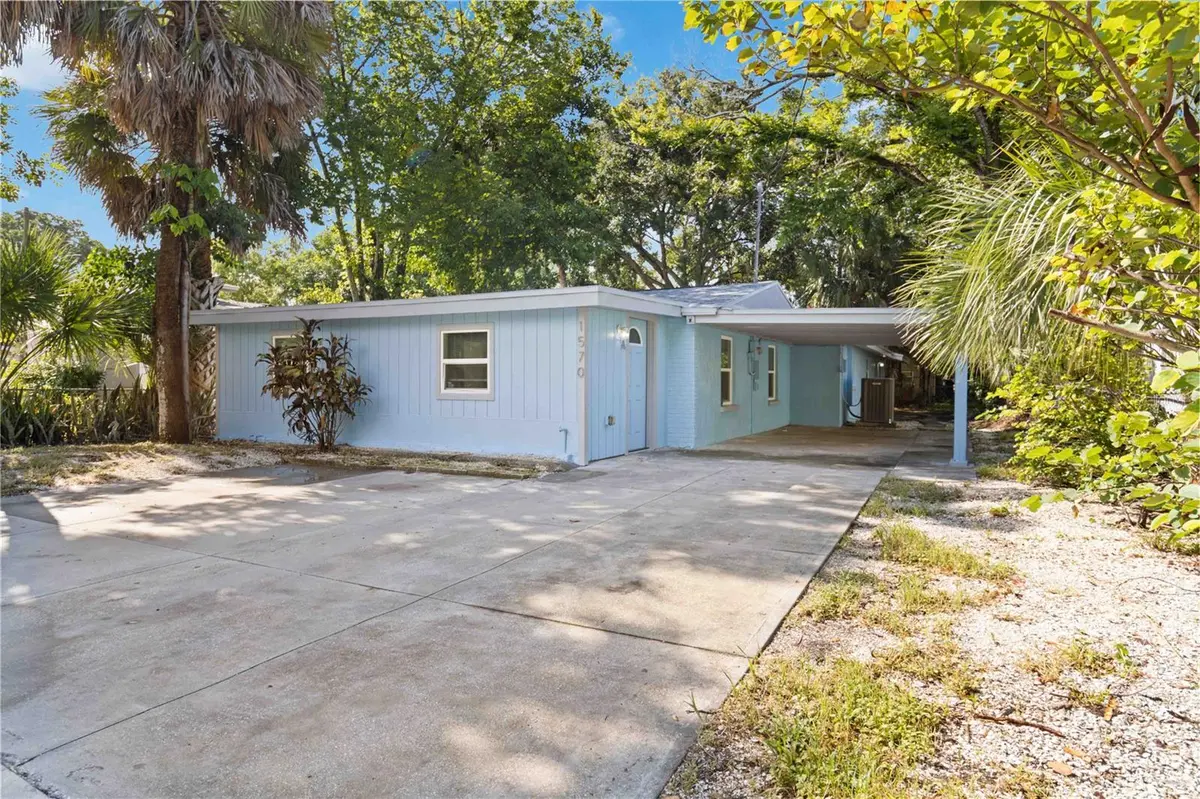 1570 28TH ST, Sarasota, FL 34234