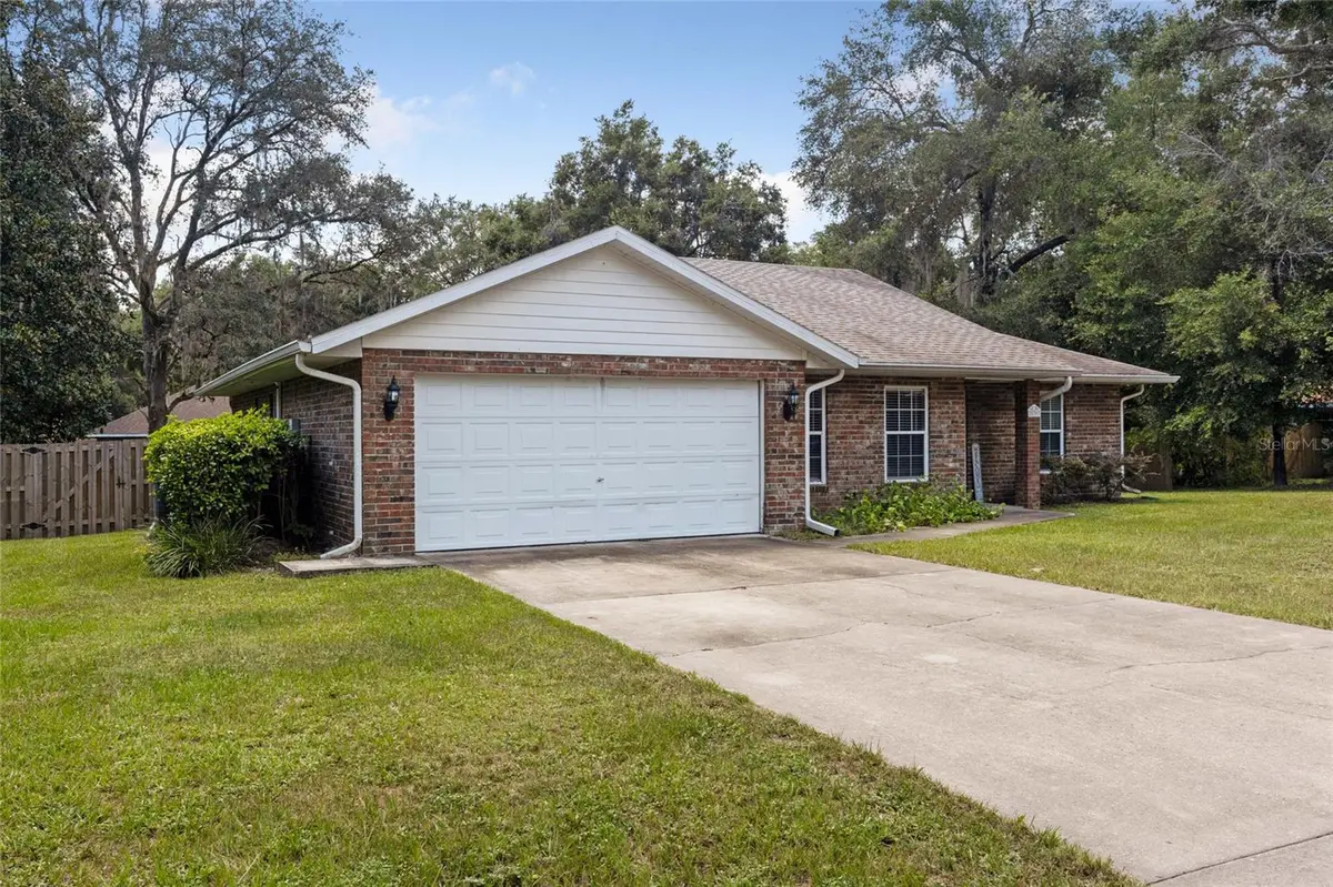 25303 SW 17TH AVE, Newberry, FL 32669