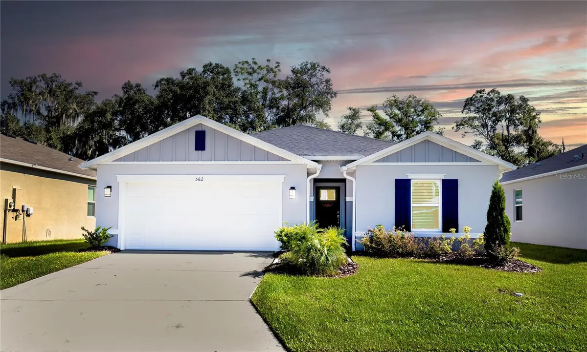 562 SCOTT LAKE CREEK LN, Lakeland, FL 33813